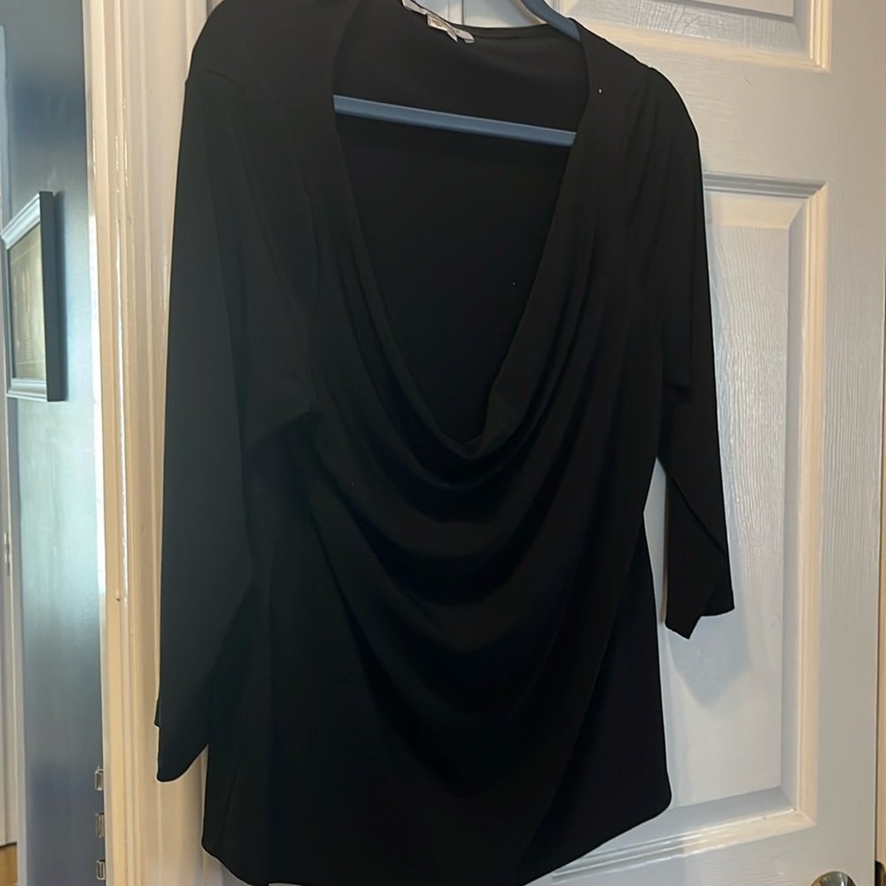 Plunged neck line